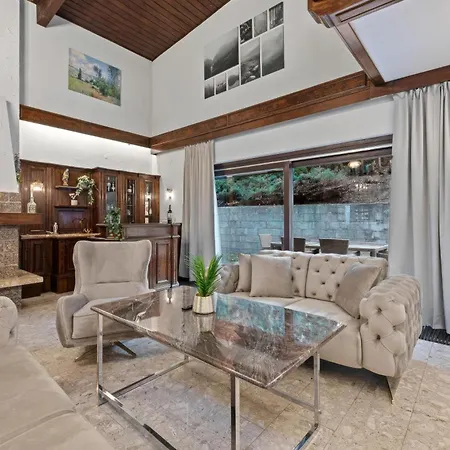 Wellnes Wienerwald - Heated Indoor Pool Villa *