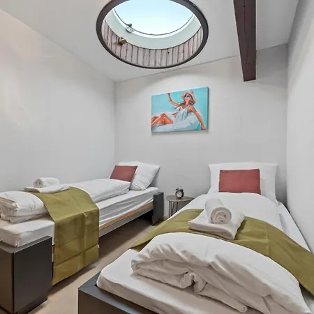 Wellnes Wienerwald - Heated Indoor Pool Villa