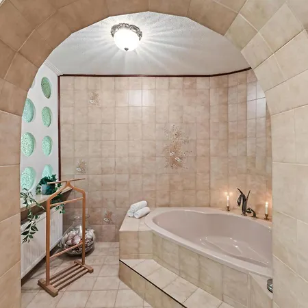 Villa Wellnes Wienerwald - Heated Indoor Pool Purkersdorf