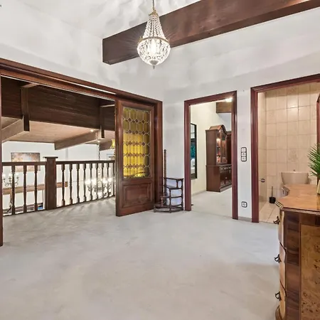 Wellnes Wienerwald - Heated Indoor Pool *