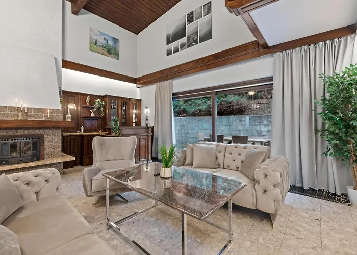 Wellnes Wienerwald - Heated Indoor Pool Villa *