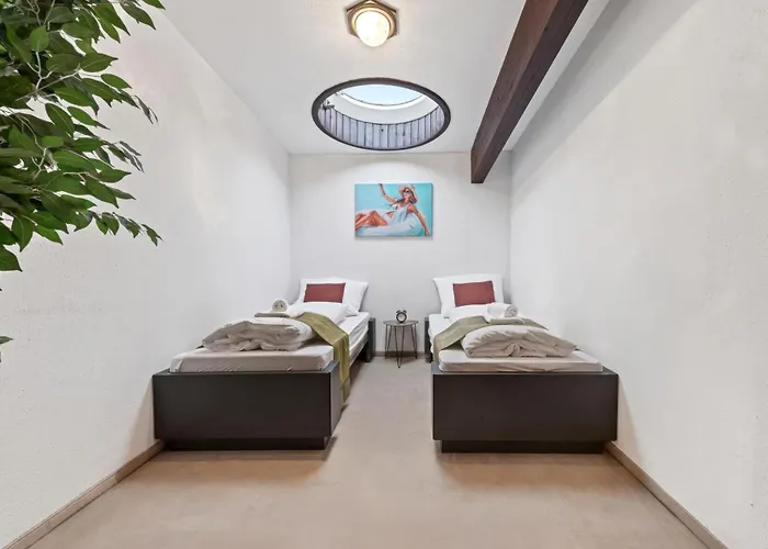 Wellnes Wienerwald - Heated Indoor Pool * Purkersdorf