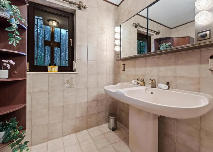 Wellnes Wienerwald - Heated Indoor Pool Villa *