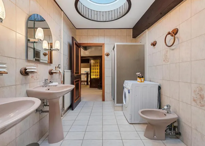 Wellnes Wienerwald - Heated Indoor Pool Purkersdorf