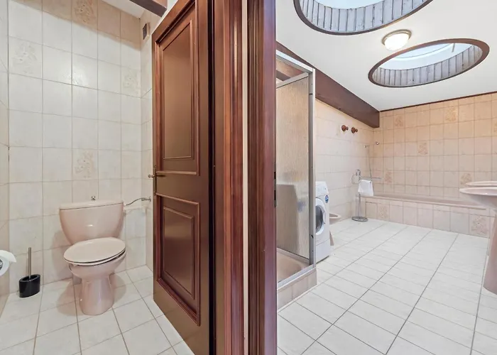 Villa Wellnes Wienerwald - Heated Indoor Pool *